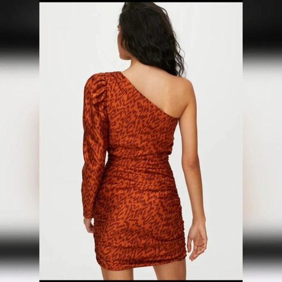WILFRED ARITZIA ONE SHOULDER  RHAPSODY DRESS SZ 8 - Picture 3 of 13